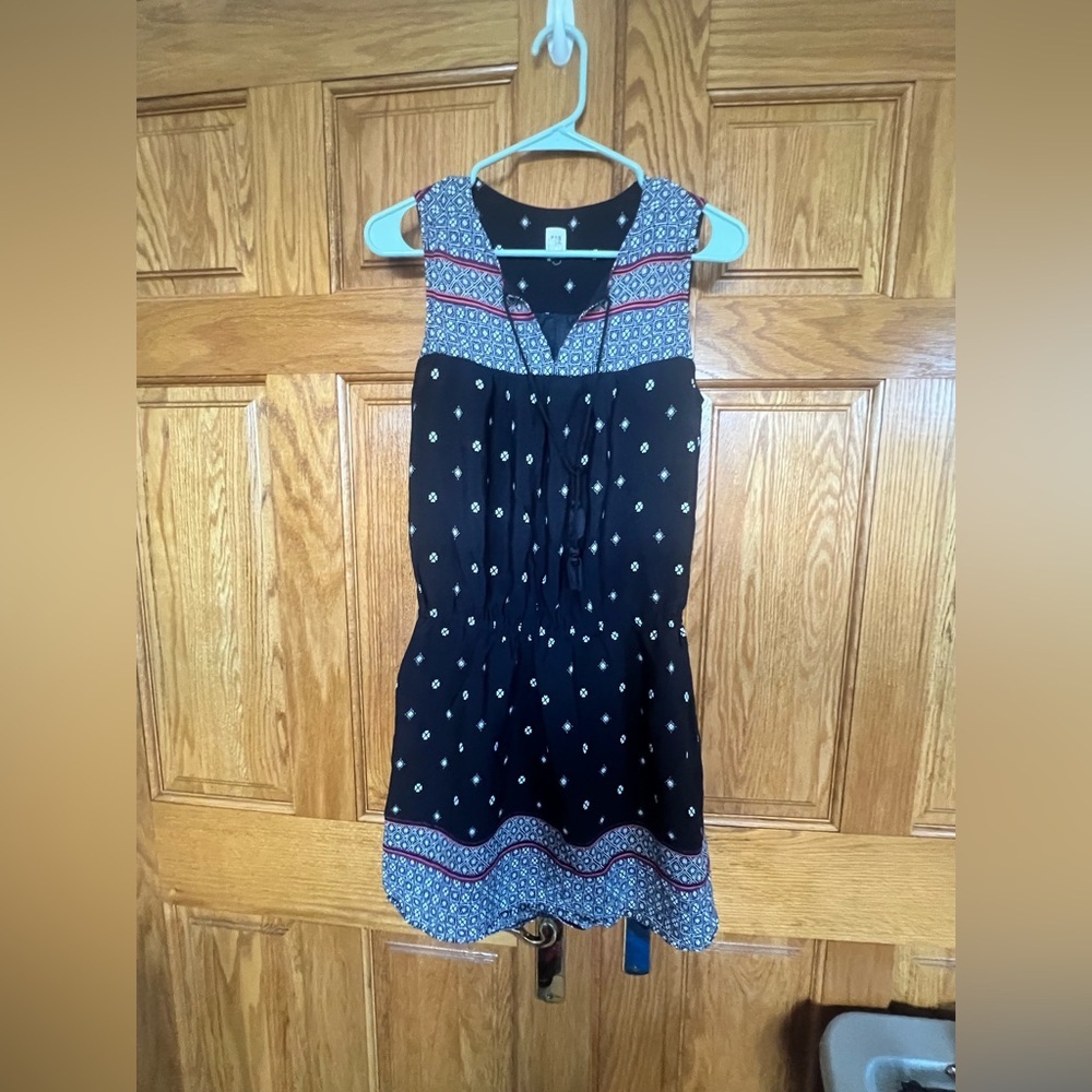 Gap - Sleeveless Geometric Floral Print Dress + Tie Waist